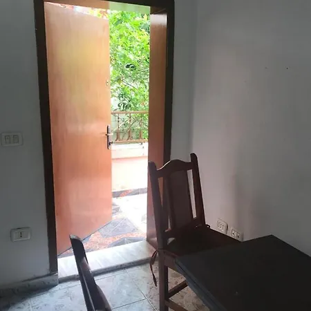 Habitación en casa particular Osman Lleshi