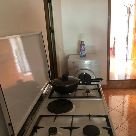 Osman Lleshi Habitación en casa particular